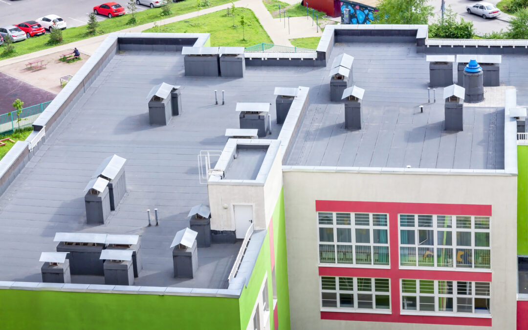 Notice these key differences between residential and commercial roofing!